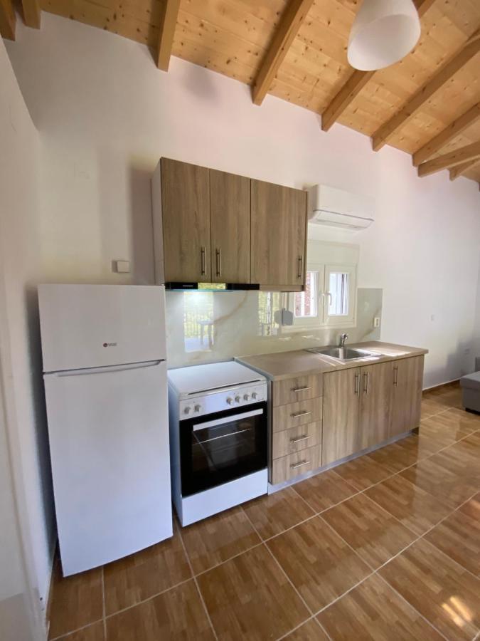 Babis Apartment Ayios Nikitas Luaran gambar