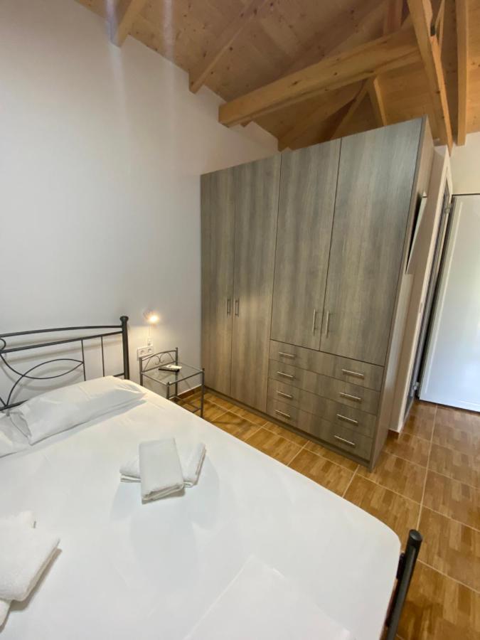 Babis Apartment Ayios Nikitas Luaran gambar